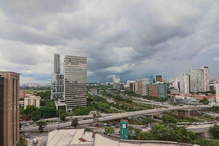 Apartamento à venda com 38m², 1 quarto e 1 vaga Apartamento à venda com 38m², 1 quarto e 1 vagaVaranda