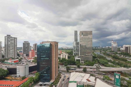 Apartamento à venda com 38m², 1 quarto e 1 vaga Apartamento à venda com 38m², 1 quarto e 1 vagaVaranda