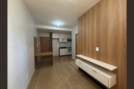 Sala de casa para alugar com 1 quarto, 45m² em Samabaia, Brasília
