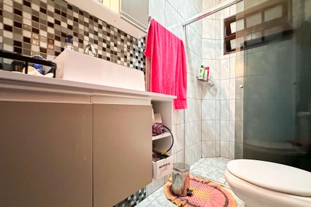 Casa à venda com 450m², 6 quartos e 4 vagasBanheiro Social - Casa 3