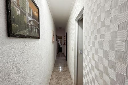 Casa à venda com 450m², 6 quartos e 4 vagasAcesso aos Quartos