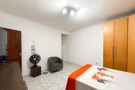 Casa à venda com 450m², 6 quartos e 4 vagasQuarto - Casa 3