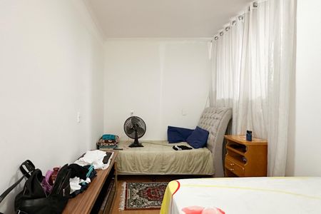 Casa à venda com 450m², 6 quartos e 4 vagasQuarto 2 - Casa 1