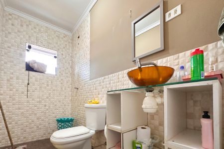 Casa à venda com 450m², 6 quartos e 4 vagasBanheiro Social - Casa 4