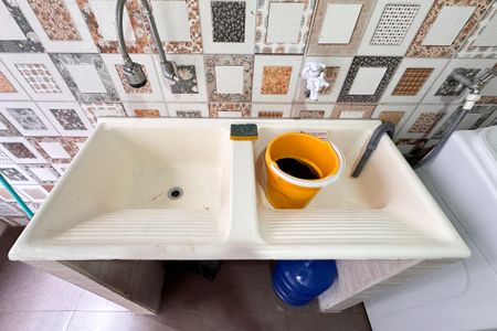 Casa à venda com 450m², 6 quartos e 4 vagasÁrea de Serviço - Casa 4