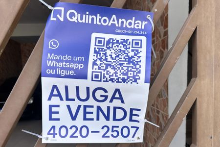 Casa à venda com 450m², 6 quartos e 4 vagasPlaca