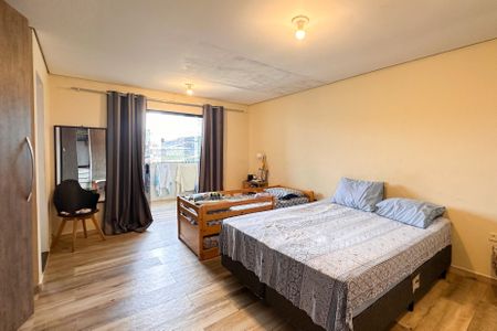 Casa à venda com 450m², 6 quartos e 4 vagasSuíte - Casa 4