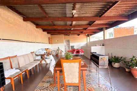 Casa à venda com 450m², 6 quartos e 4 vagasÁrea gourmet - Casa 4