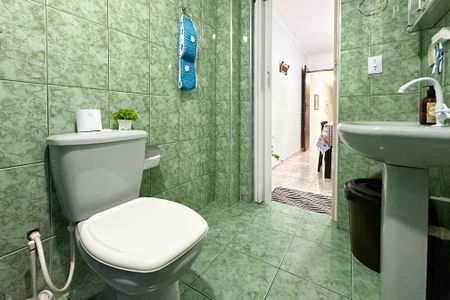 Casa à venda com 450m², 6 quartos e 4 vagasBanheiro Social - Casa 1