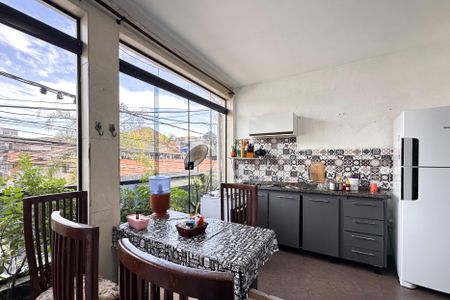 Casa à venda com 450m², 6 quartos e 4 vagasCozinha - Casa 3