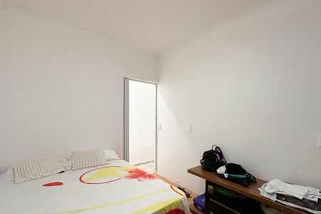 Casa à venda com 450m², 6 quartos e 4 vagasQuarto 2 - Casa 1