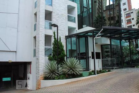 Apartamento à venda com 47m², 1 quarto e 1 vagaFachada e portaria