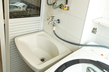 Apartamento para alugar com 72m², 2 quartos e 2 vagasCozinha e Área de Serviço