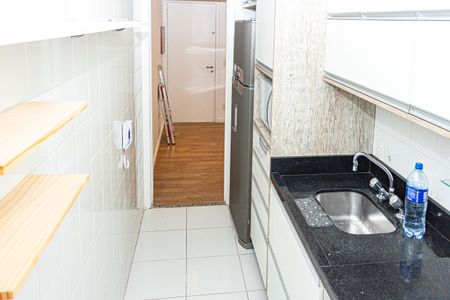 Apartamento para alugar com 72m², 2 quartos e 2 vagasCozinha e Área de Serviço