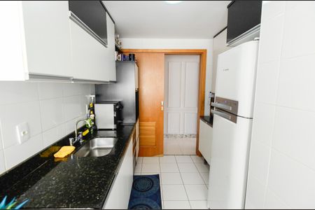 Apartamento à venda com 181m², 4 quartos e 3 vagasCozinha