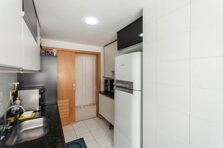 Apartamento para alugar com 181m², 3 quartos e 3 vagasCozinha