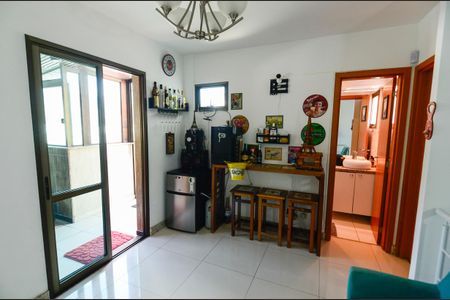 Apartamento à venda com 181m², 4 quartos e 3 vagasTerraço