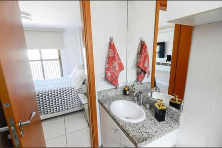 Apartamento à venda com 181m², 4 quartos e 3 vagasBanheiro da Suíte