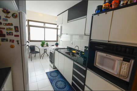 Apartamento à venda com 181m², 4 quartos e 3 vagasCozinha
