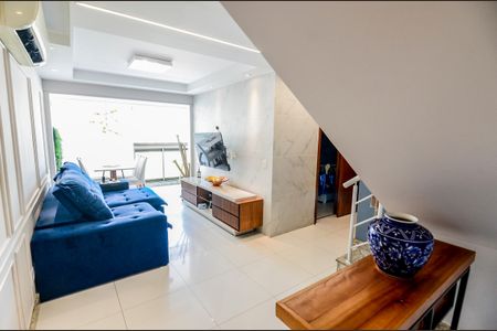 Apartamento à venda com 181m², 4 quartos e 3 vagasSala