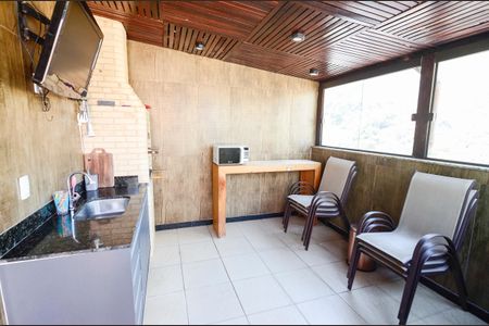 Apartamento à venda com 181m², 4 quartos e 3 vagasTerraço