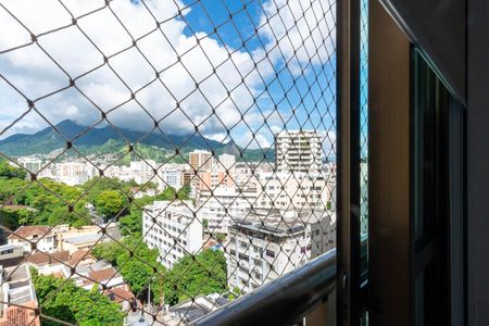 Apartamento para alugar com 181m², 3 quartos e 3 vagasSuíte