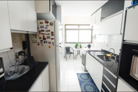 Apartamento à venda com 181m², 4 quartos e 3 vagasCozinha