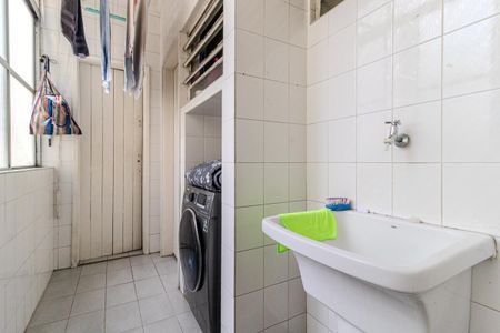 Apartamento à venda com 129m², 3 quartos e 1 vagaÁrea de Serviço