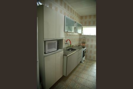 Apartamento à venda com 74m², 2 quartos e 1 vagaCozinha 