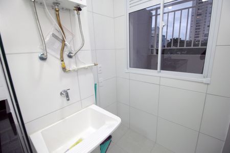 Apartamento para alugar com 47m², 2 quartos e 1 vagaÁrea de Serviço