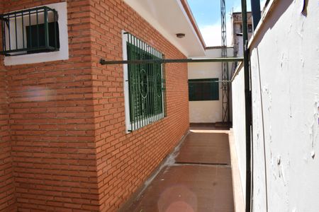 Casa para alugar com 198m², 5 quartos e 3 vagasCorredor