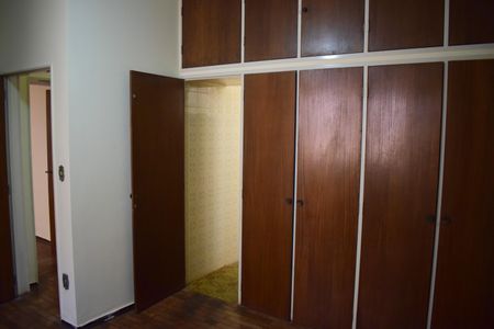 Casa para alugar com 198m², 5 quartos e 3 vagasSuíte