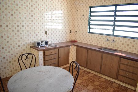 Sala de casa para alugar com 5 quartos, 198m² em Vila Monte Alegre, Ribeirão Preto
