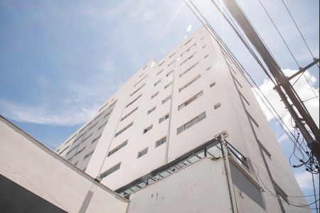 Apartamento à venda com 80m², 1 quarto e sem vagaFachada