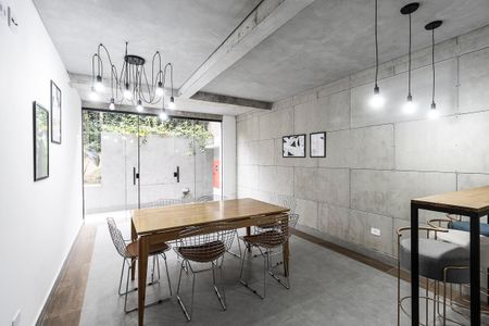 Studio à venda com 25m², 1 quarto e sem vagaEspaço Gourmet