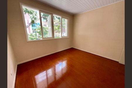 Casa à venda com 180m², 3 quartos e 2 vagasFoto 26