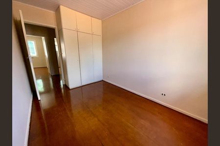 Casa à venda com 180m², 3 quartos e 2 vagasFoto 24