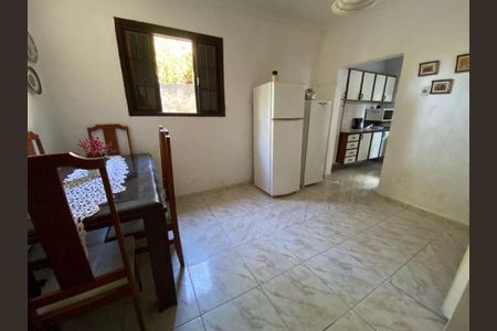 Casa à venda com 3 quartos, 240m² em Maria Paula, Niterói