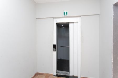 Apartamento para alugar com 25m², 1 quarto e sem vaga Apartamento para alugar com 25m², 1 quarto e sem vagaÁrea comum - Elevador