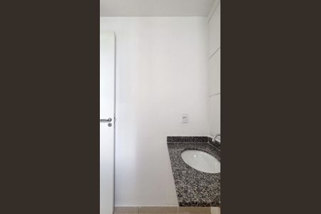Apartamento à venda com 61m², 3 quartos e 1 vaga Apartamento à venda com 61m², 3 quartos e 1 vagaBanheiro 2