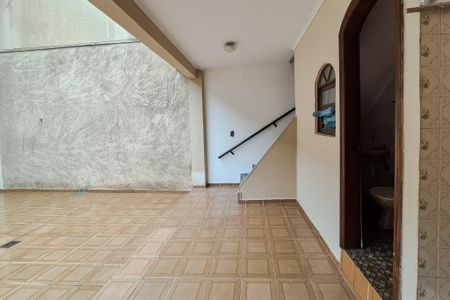 Casa à venda com 221m², 3 quartos e 2 vagasÁrea de Serviço