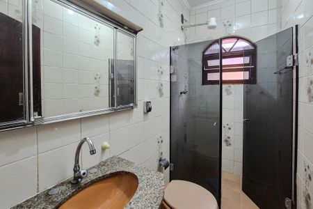 Casa à venda com 221m², 3 quartos e 2 vagasBanheiro Social