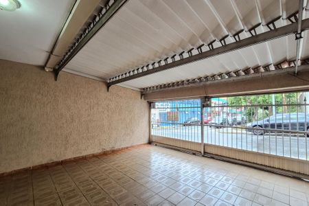 Casa à venda com 221m², 3 quartos e 2 vagasGaragem