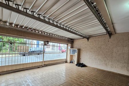 Casa à venda com 221m², 3 quartos e 2 vagasGaragem