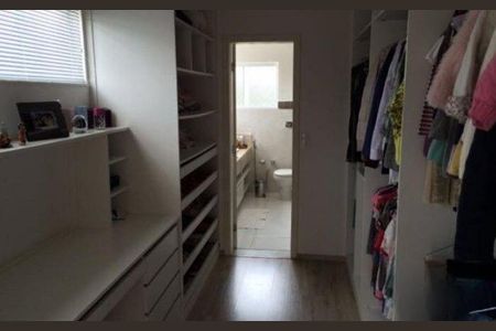 Casa de condomínio à venda com 517m², 3 quartos e 3 vagas