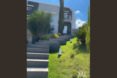 Casa de condomínio à venda com 517m², 3 quartos e 3 vagas