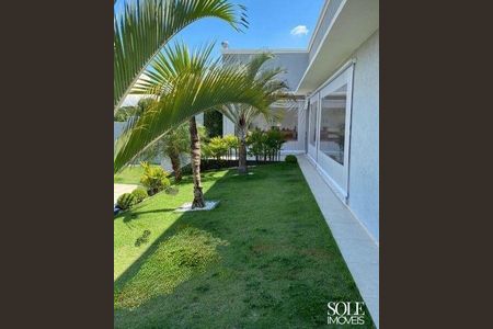 Casa de condomínio à venda com 517m², 3 quartos e 3 vagas