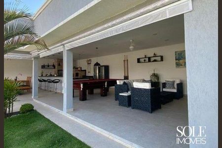 Casa de condomínio à venda com 517m², 3 quartos e 3 vagas