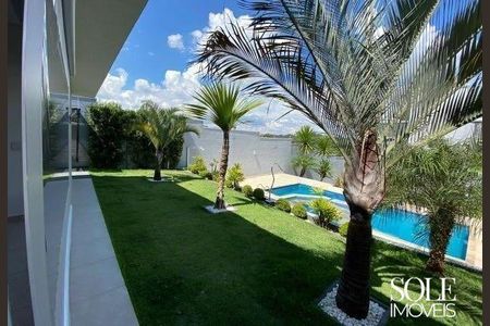 Casa de condomínio à venda com 517m², 3 quartos e 3 vagas