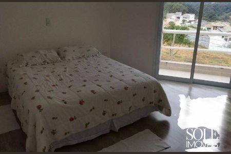 Casa de condomínio à venda com 517m², 3 quartos e 3 vagas